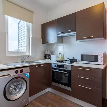 Harbor 304 Stylish 1-bedroom In لارنكا